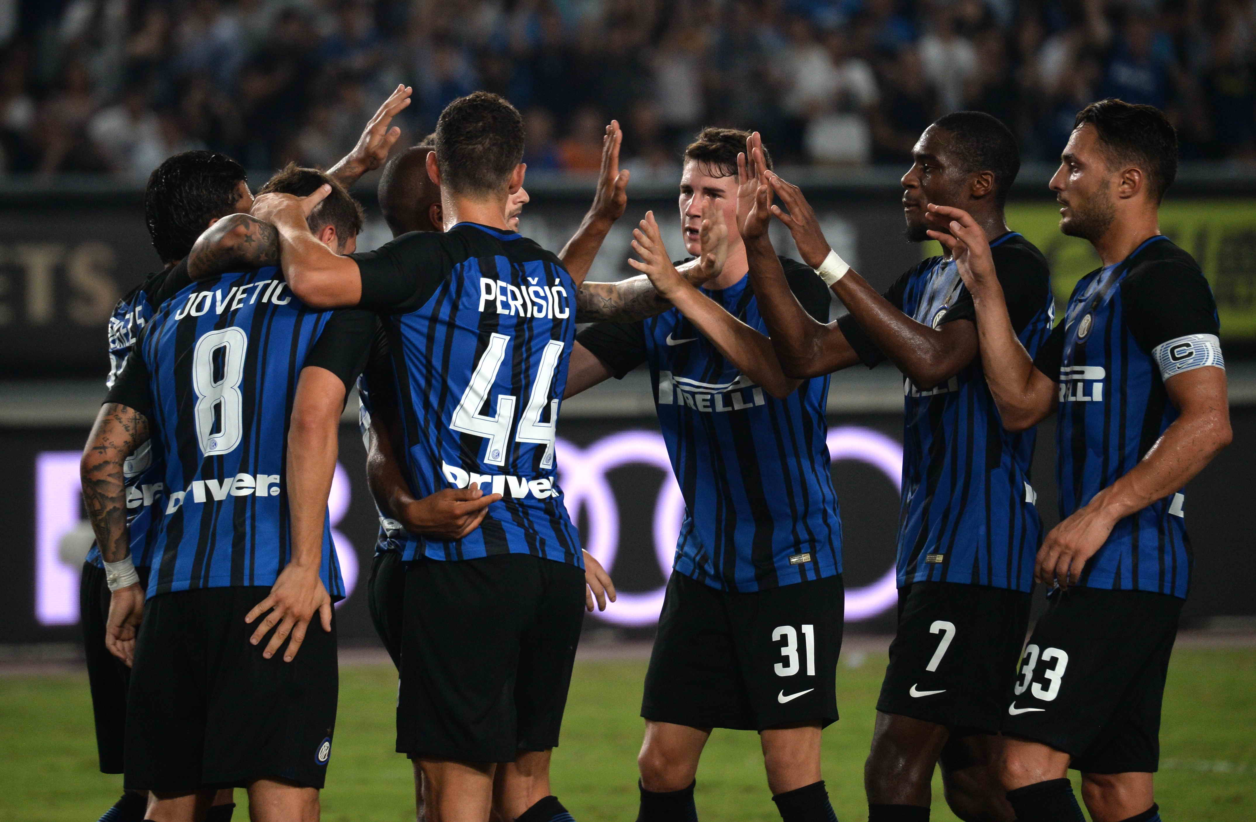 单板滑雪大跳台世界杯北京站 杨文龙夺得季军央视新闻客户端.