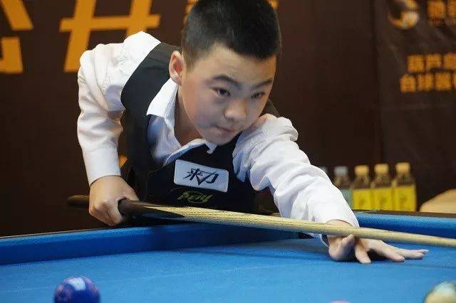 王钰栋锋线 王钰栋锋线