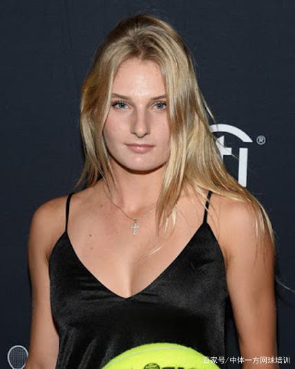 的表现尤为 的表现尤为