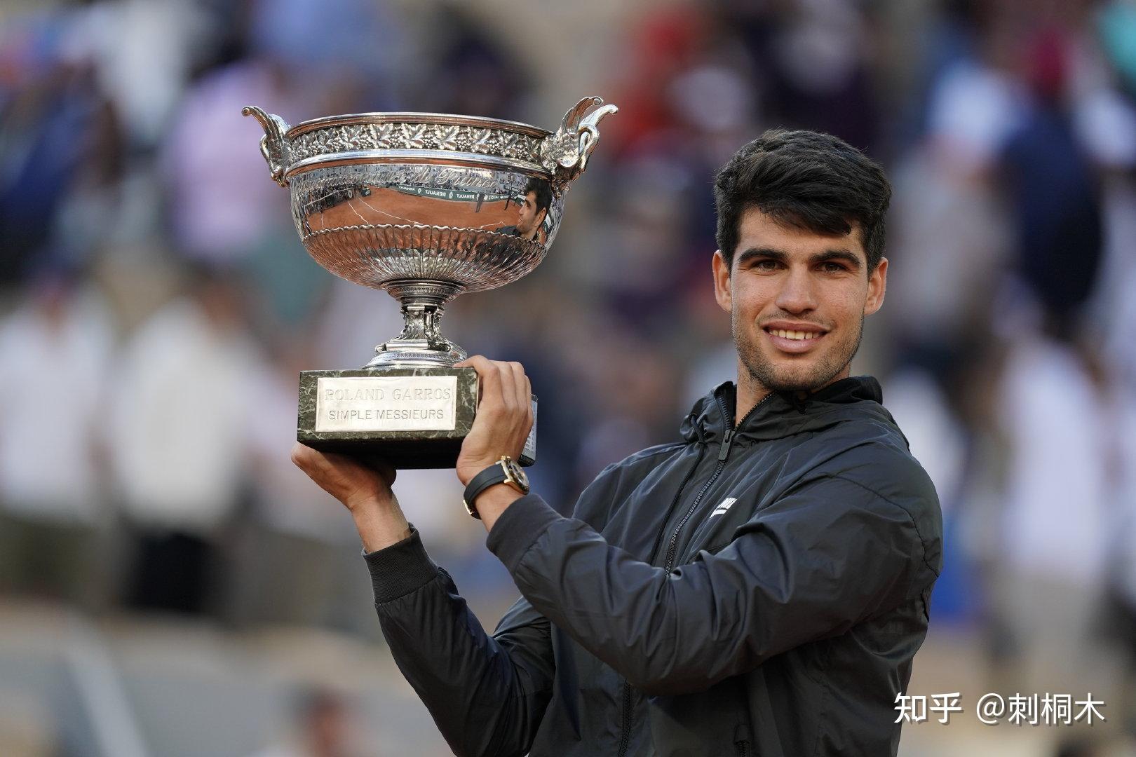 虽然球队场 虽然球队场